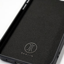 Lade das Bild in den Galerie-Viewer, Pankow Soft MagSafe