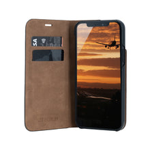 Lade das Bild in den Galerie-Viewer, BookCase Tegel